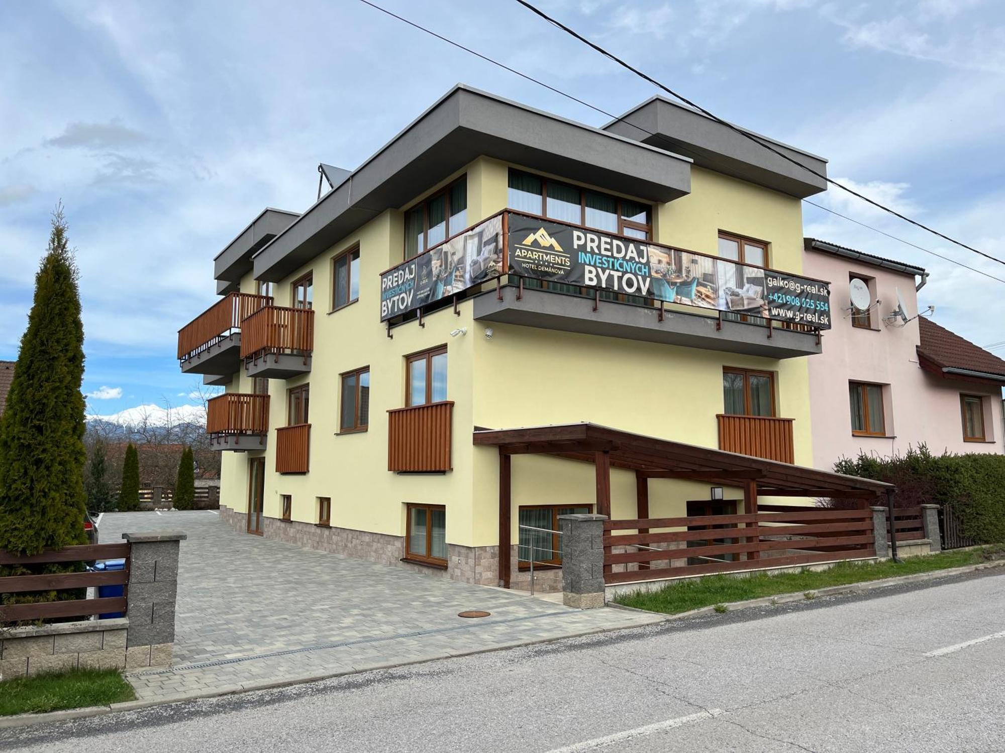 Hotel Demanova Apartments - Dependance Liptovsky Mikulas Exterior photo